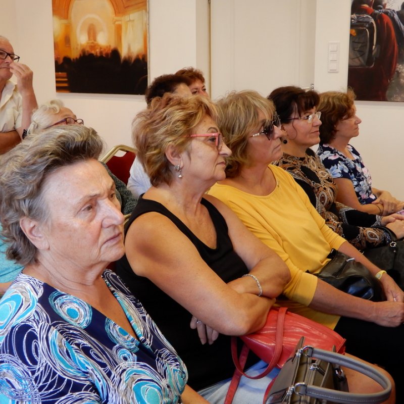 kenyérszentelés 32